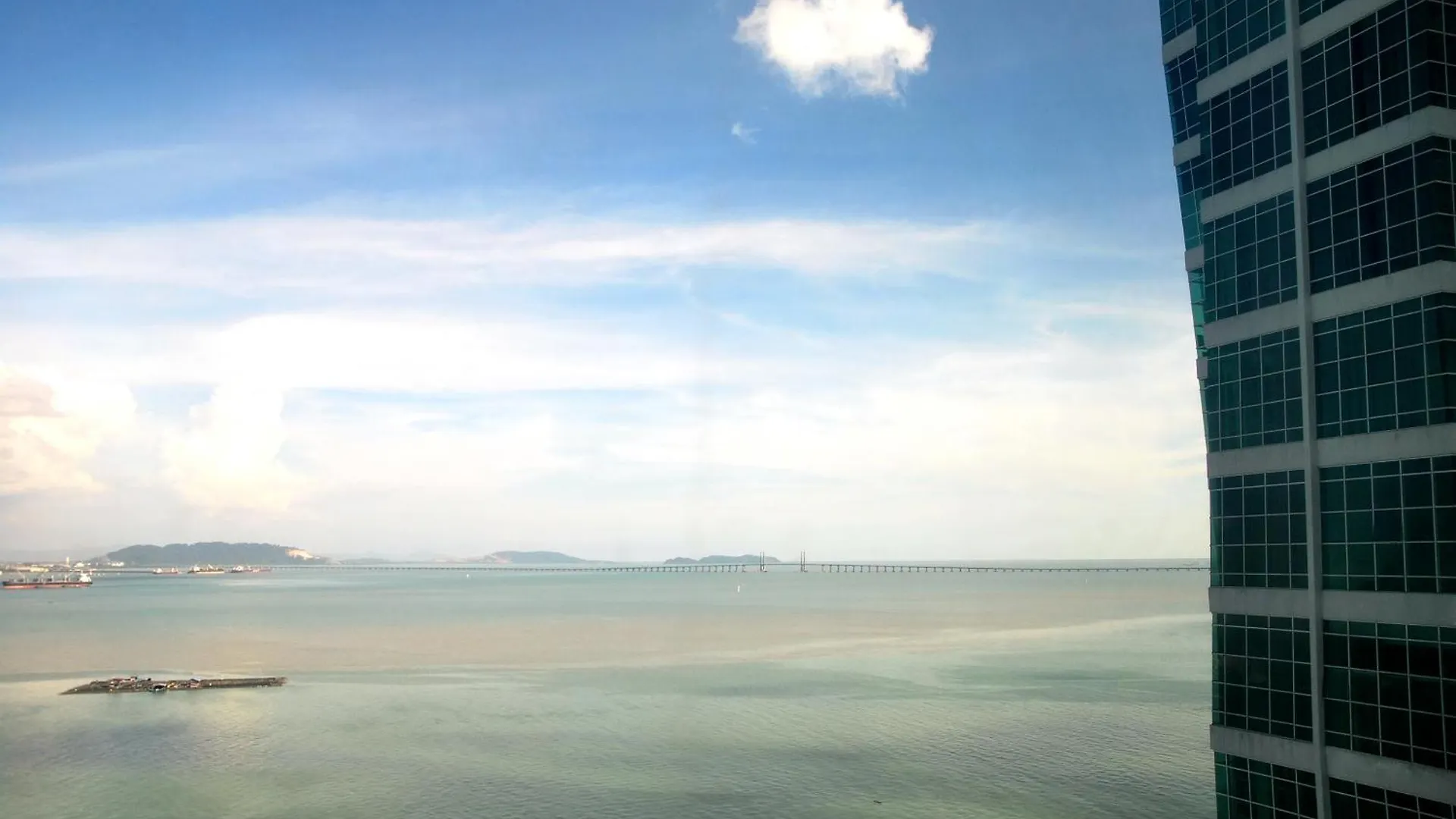 Apartment Maritime Luxury Suite Seaview Sunrise George Town
