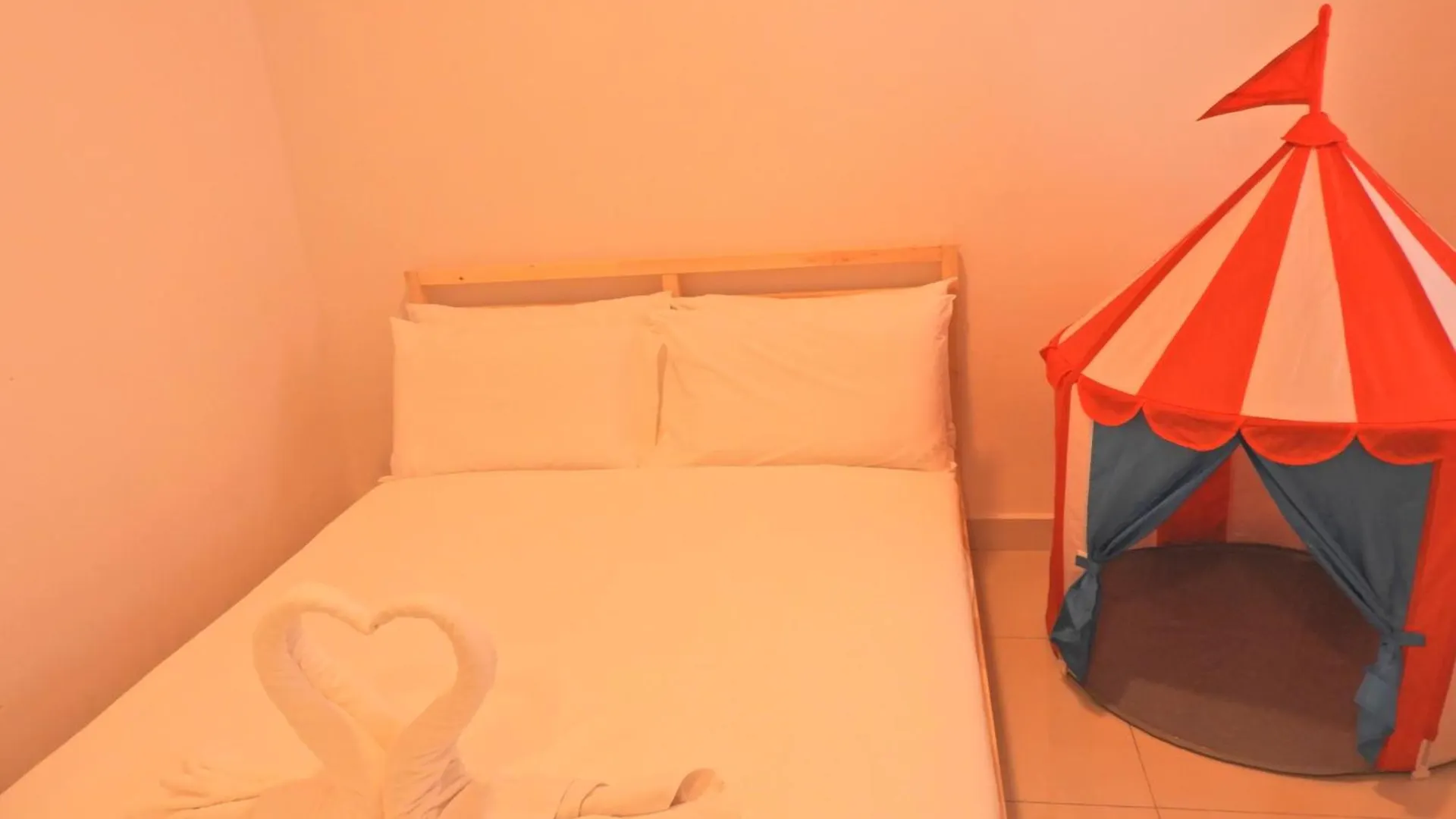 Maritime Luxury Suite Seaview Sunrise George Town 0*,  Malaysia