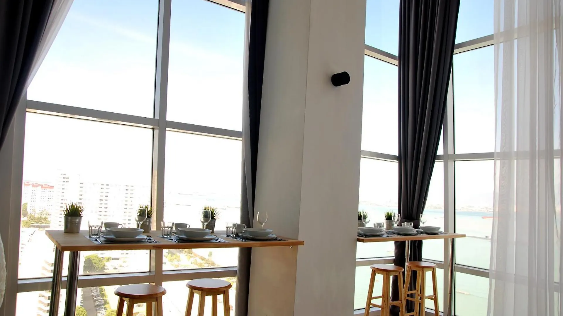 Maritime Luxury Suite Seaview Sunrise George Town Malaysia