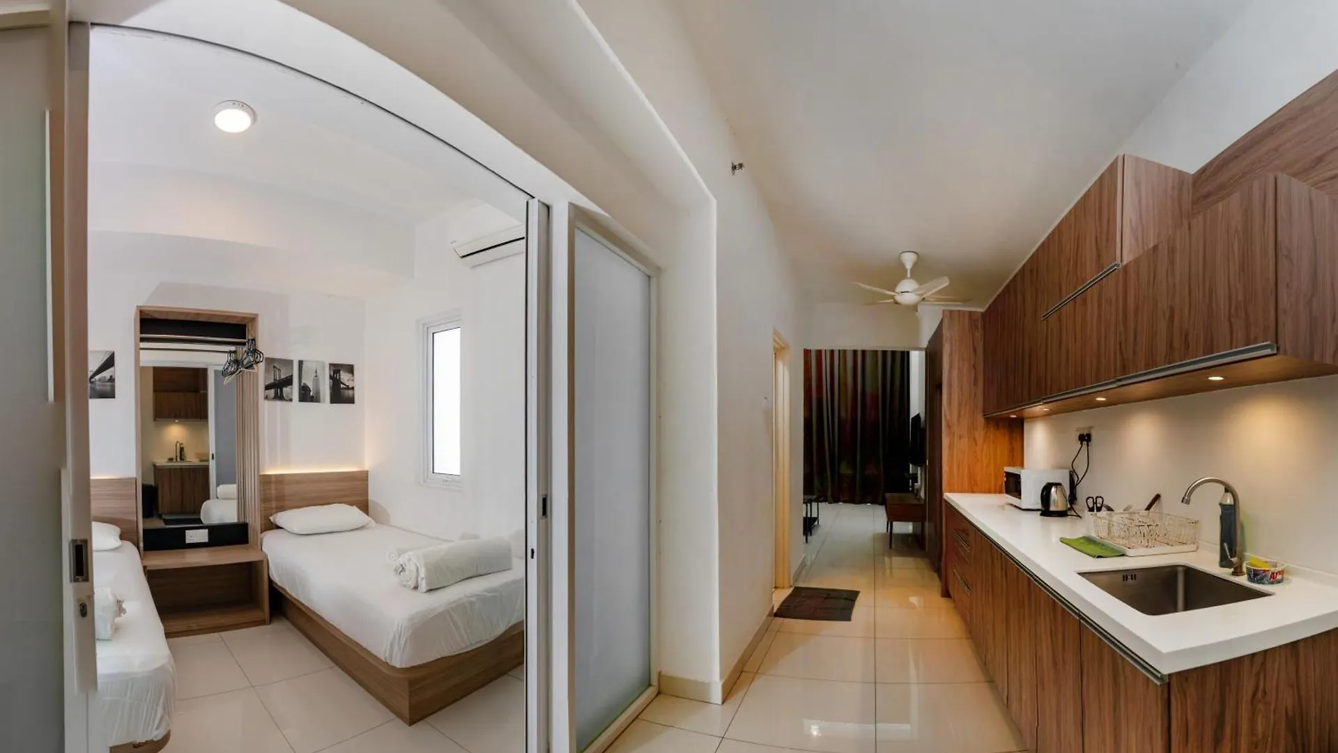 Maritime Luxury Suite Seaview Sunrise George Town