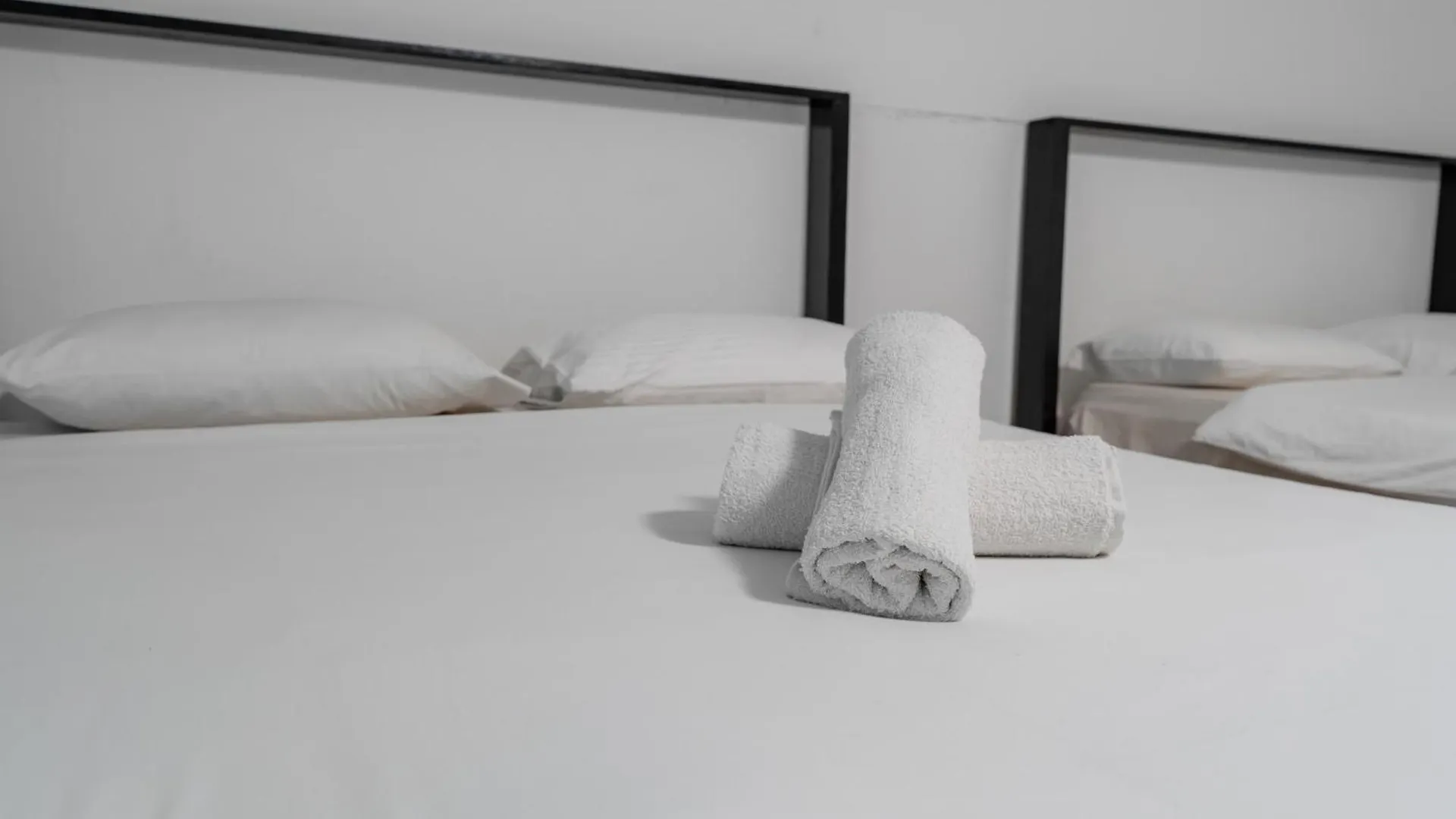 Maritime Luxury Suite Seaview Sunrise George Town